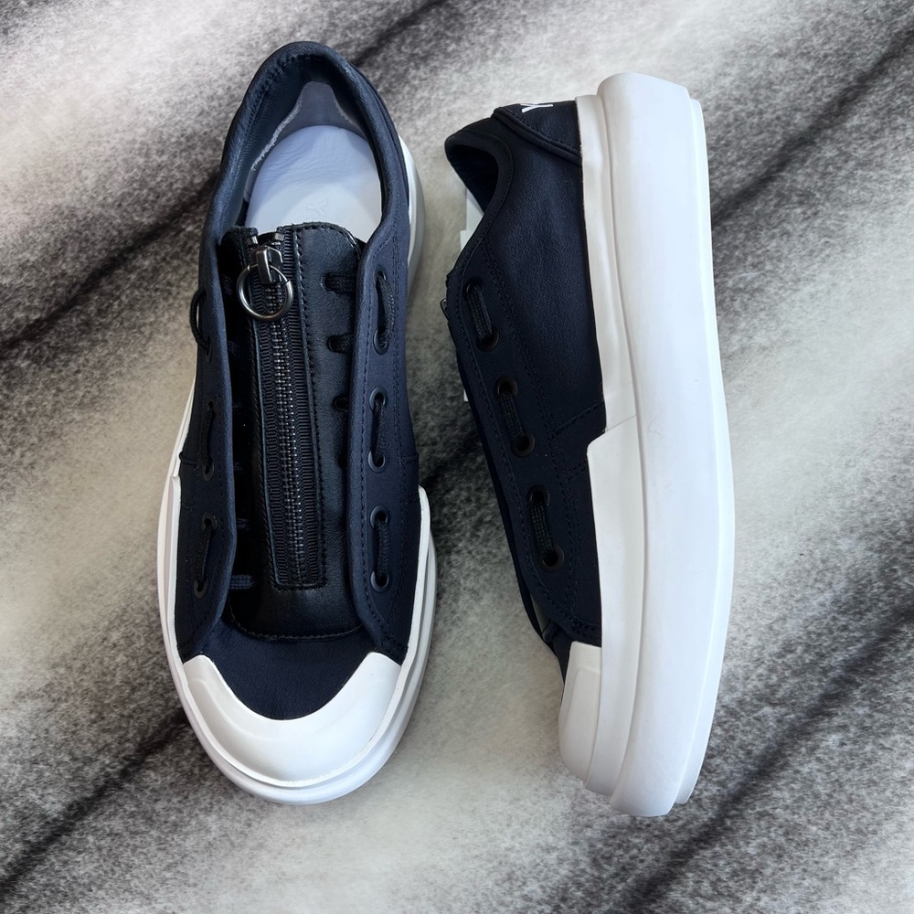 Y-3 adidas Yohji Yamamoto Classic Court Low V1 Black Zip Sneakers